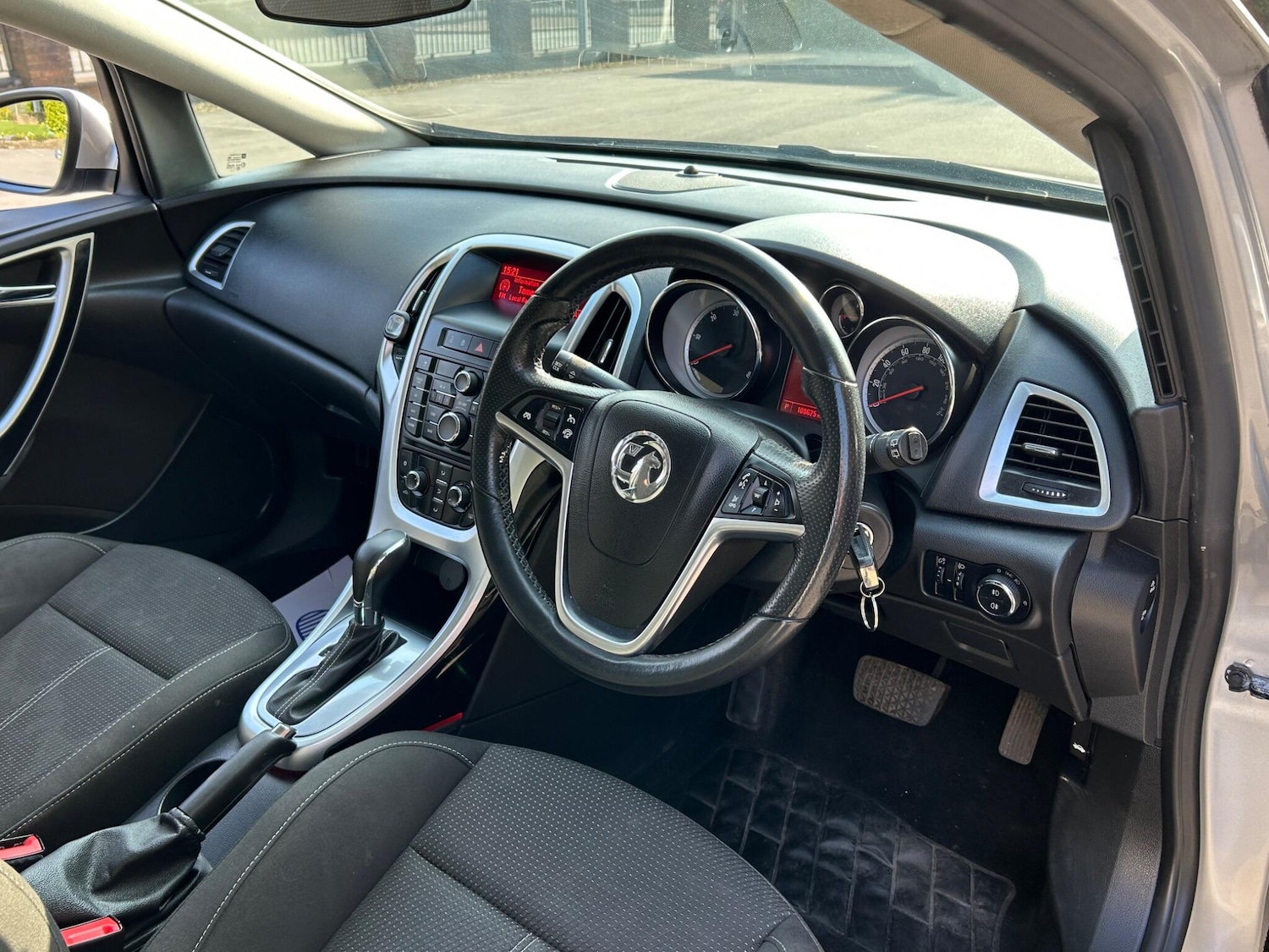 Used Vauxhall Astra 2012 for sale - 78047500: Photo 26