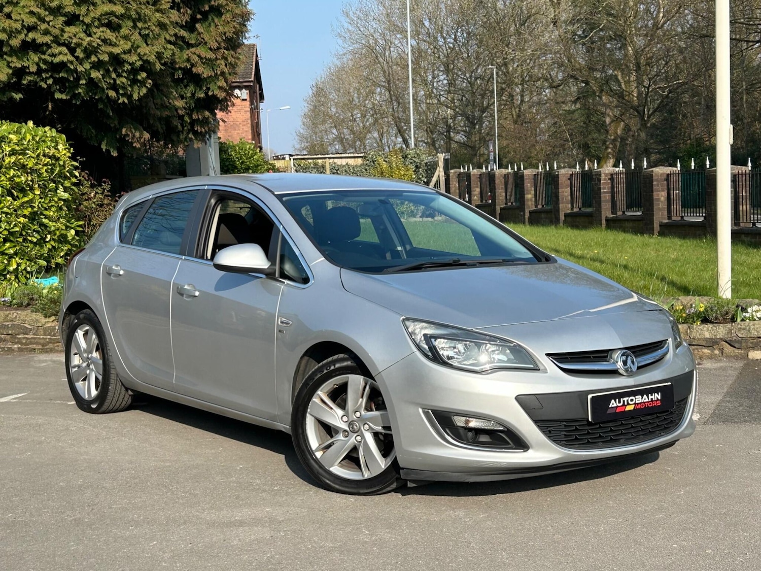 Used Vauxhall Astra 2012 for sale - 78047500: Photo 6