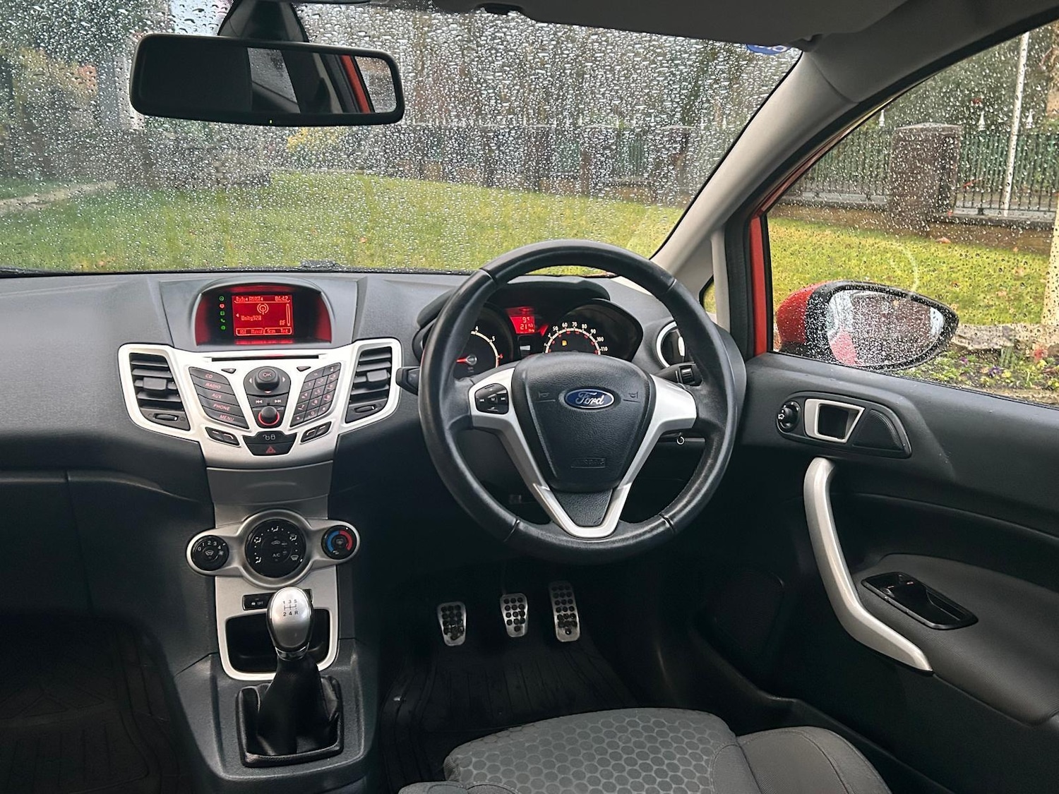 Used Ford Fiesta for sale - 77509869: Photo 4