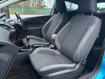 Used Ford Fiesta 2015 for sale - 78101432: Photo