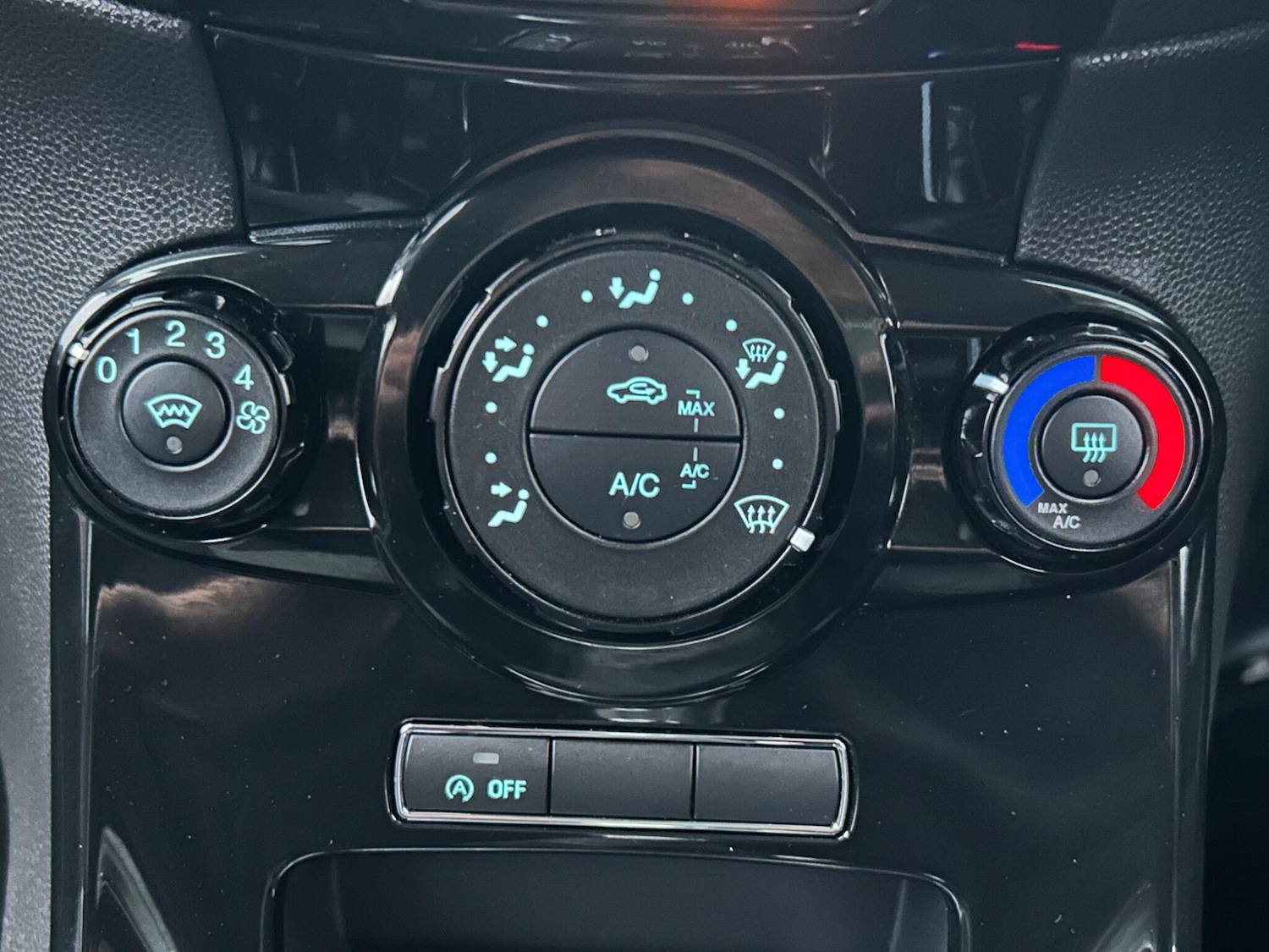 Used Ford Fiesta for sale - 78101432: Photo 34