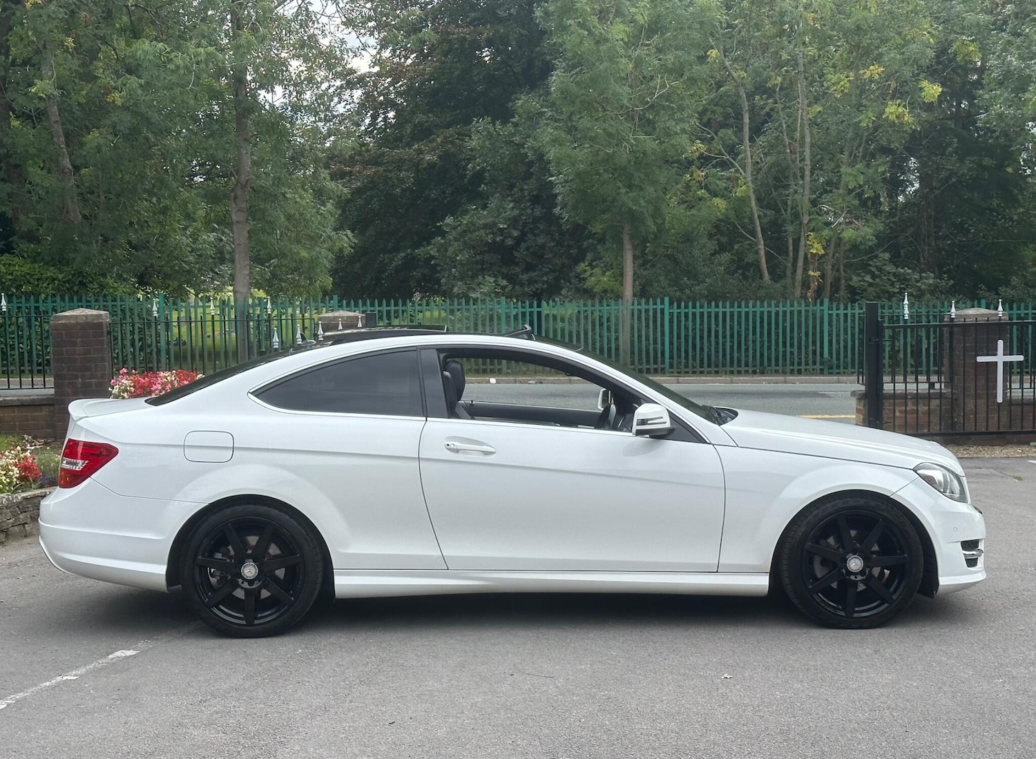 Used Mercedes-Benz C Class 2015 for sale - 76753054: Photo 14