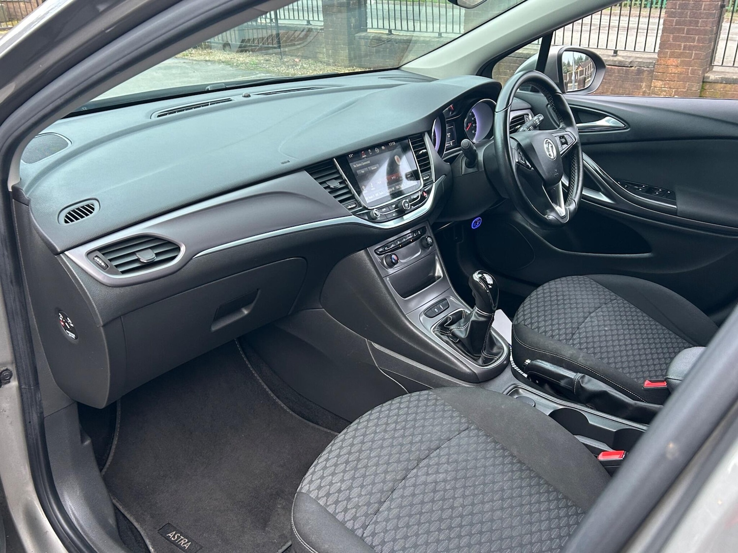 Used Vauxhall Astra for sale - 77809149: Photo 29