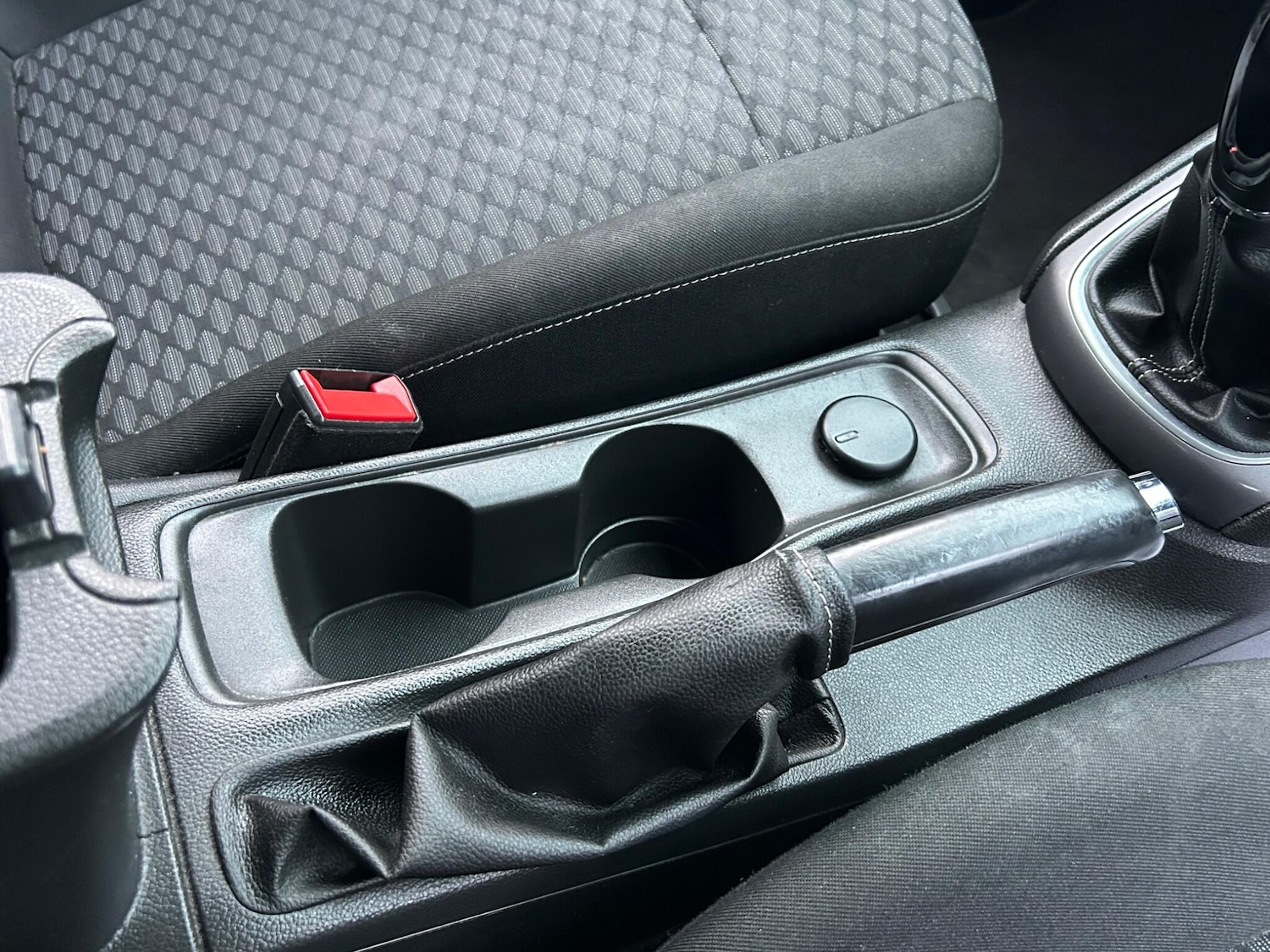 Used Vauxhall Astra for sale - 77809149: Photo 32