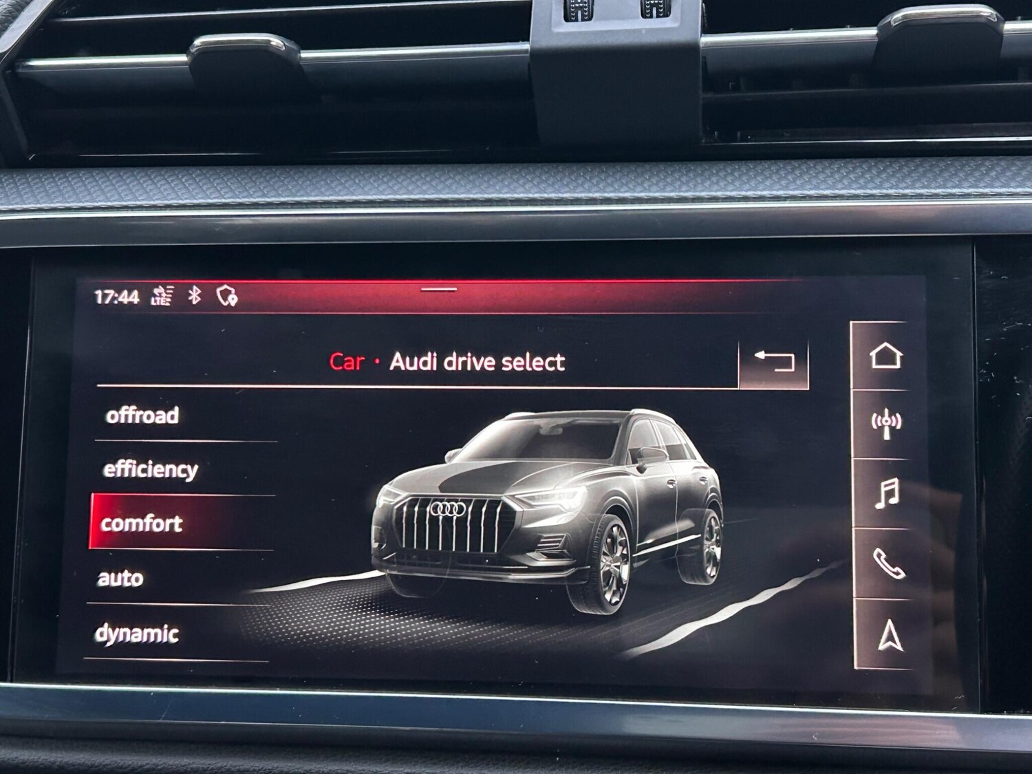 Used Audi Q3 2019 for sale - 77940010: Photo 38