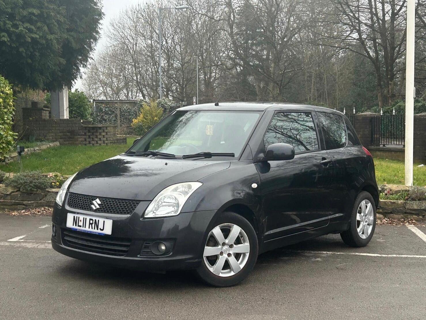 Used Suzuki Swift 2011 for sale - 78019659: Photo 1