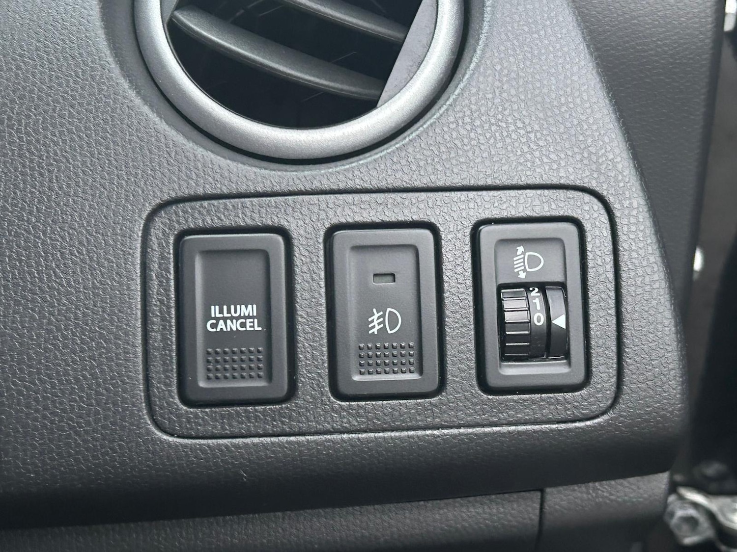 Used Suzuki Swift 2011 for sale - 78019659: Photo 36