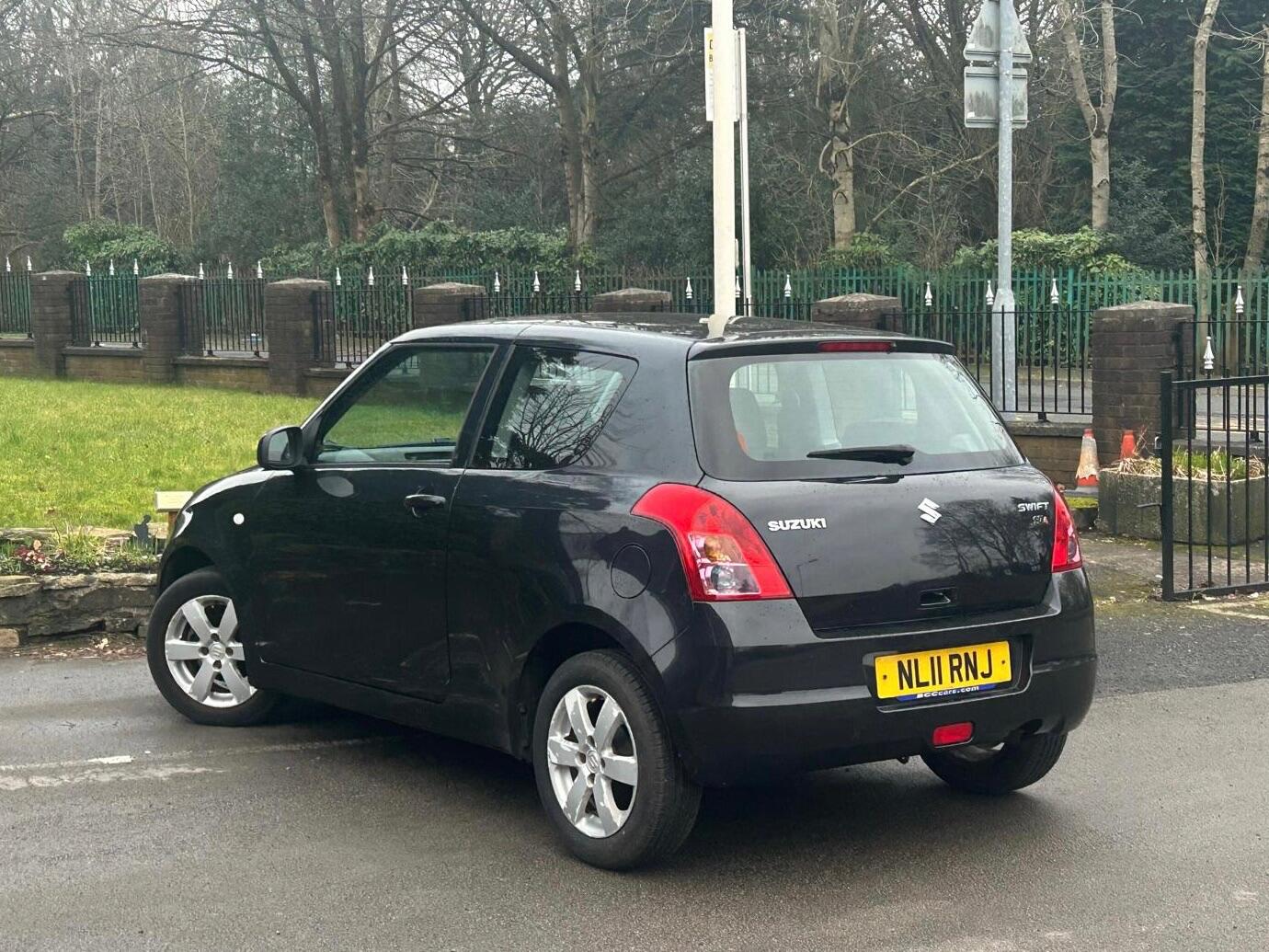 Used Suzuki Swift 2011 for sale - 78019659: Photo 9