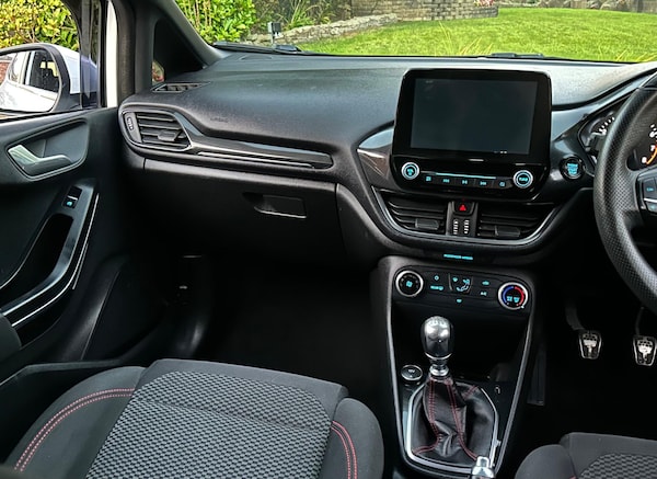 Used Ford Fiesta 2019 for sale - 76166613: Photo 32
