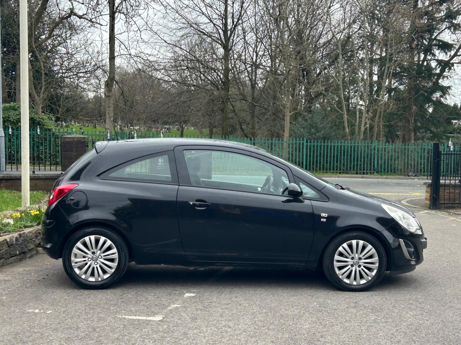 Used Vauxhall Corsa 2011 for sale - 77892670: Photo 13