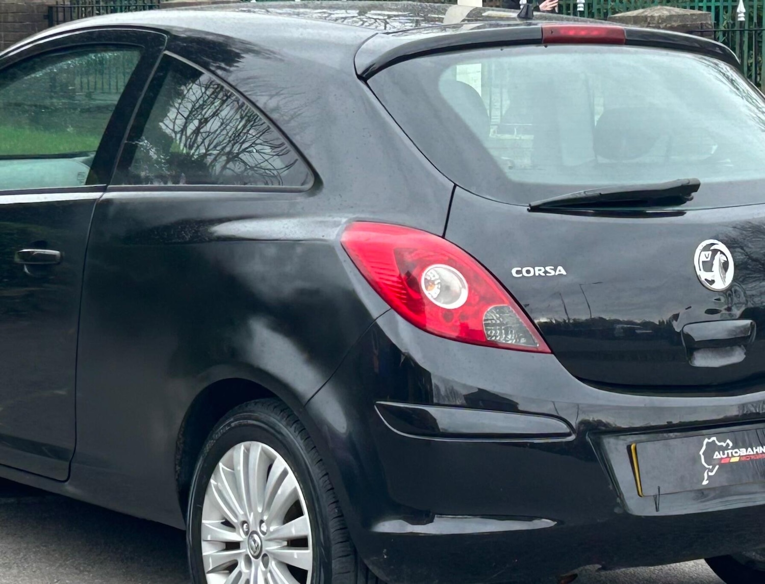 Used Vauxhall Corsa 2011 for sale - 77892670: Photo 9