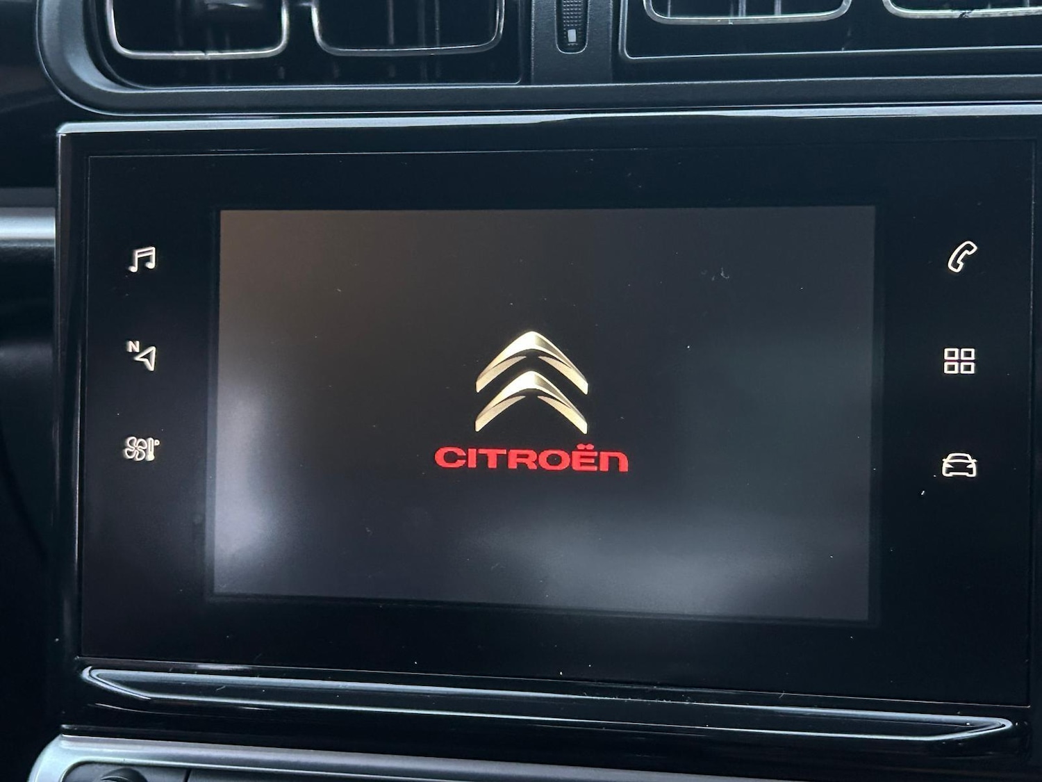 Used Citroen C3 2017 for sale - 76988957: Photo 27