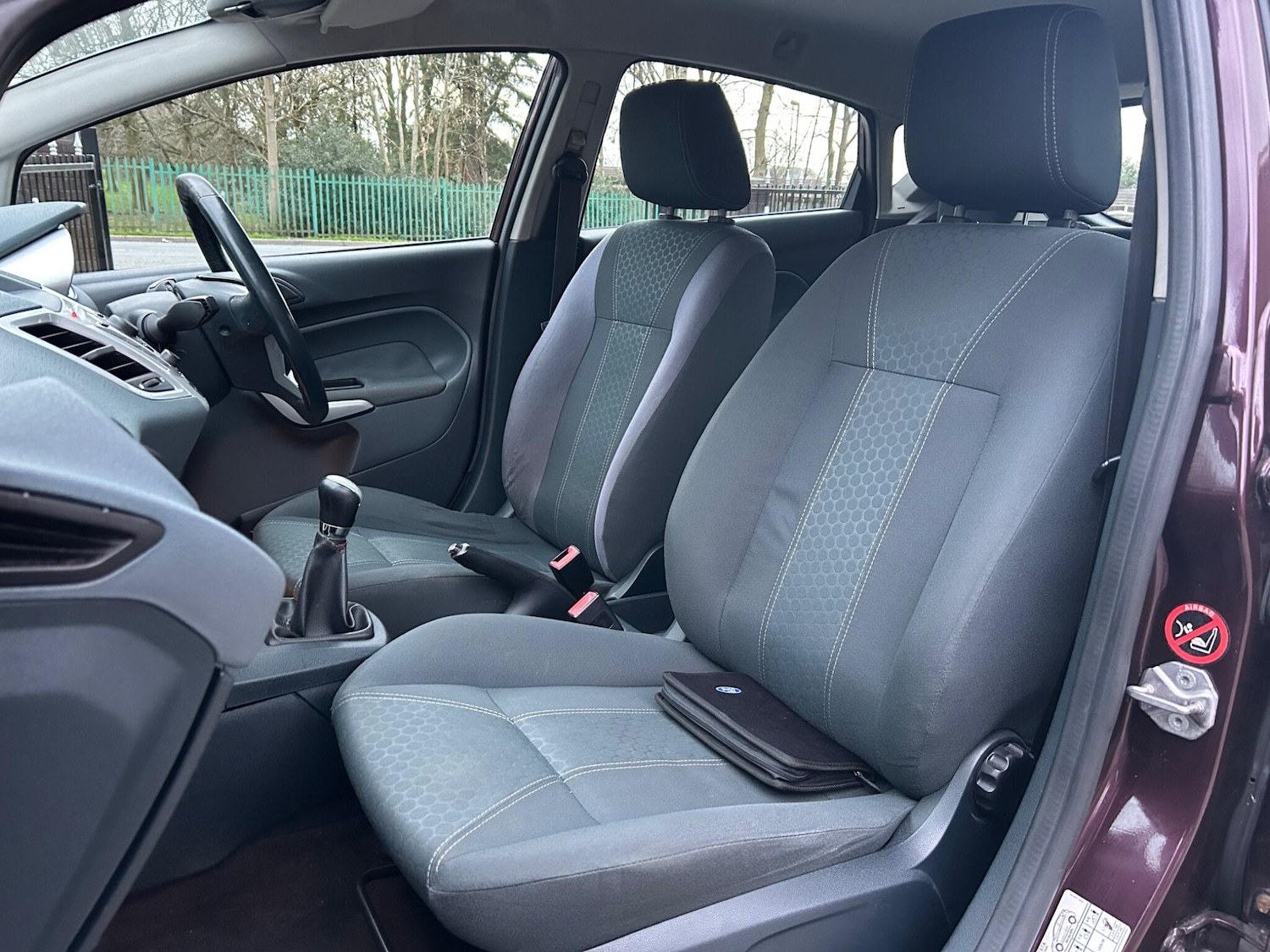 Used Ford Fiesta 2010 for sale - 77824056: Photo 44