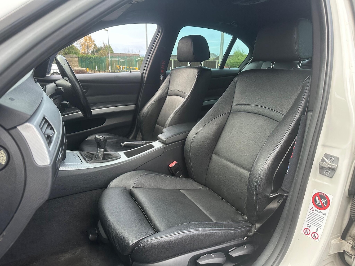 Used BMW 3 Series 2011 for sale - 76839810: Photo 23