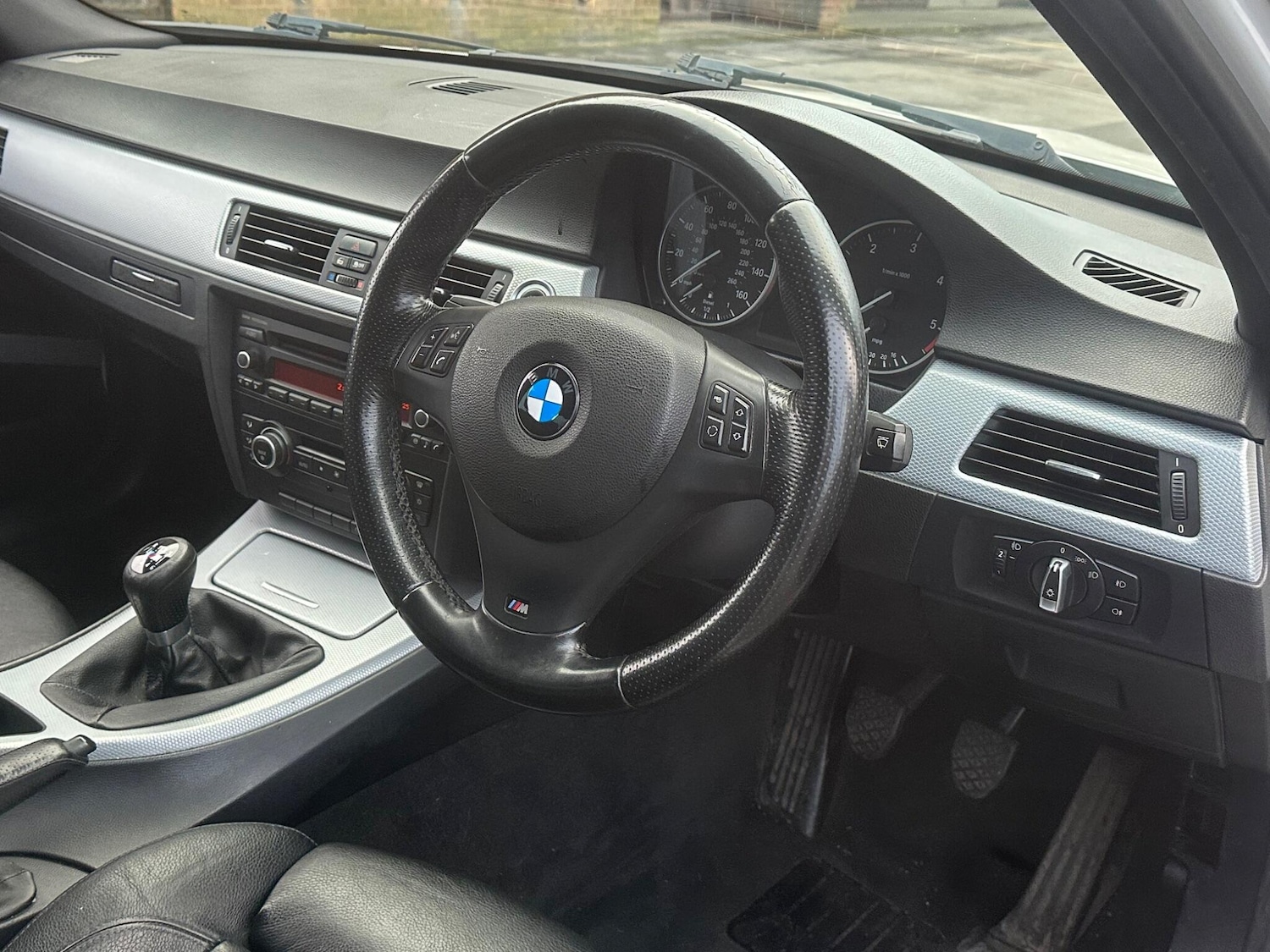 Used BMW 3 Series 2011 for sale - 76839810: Photo 28
