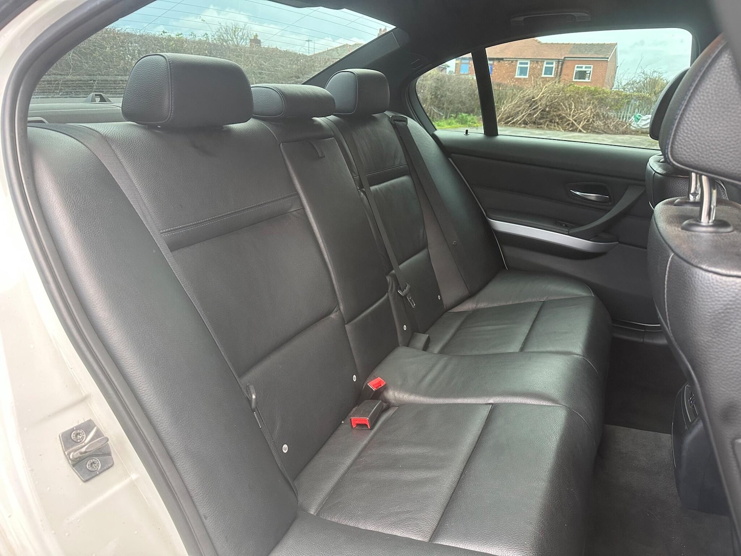 Used BMW 3 Series 2011 for sale - 76839810: Photo 32