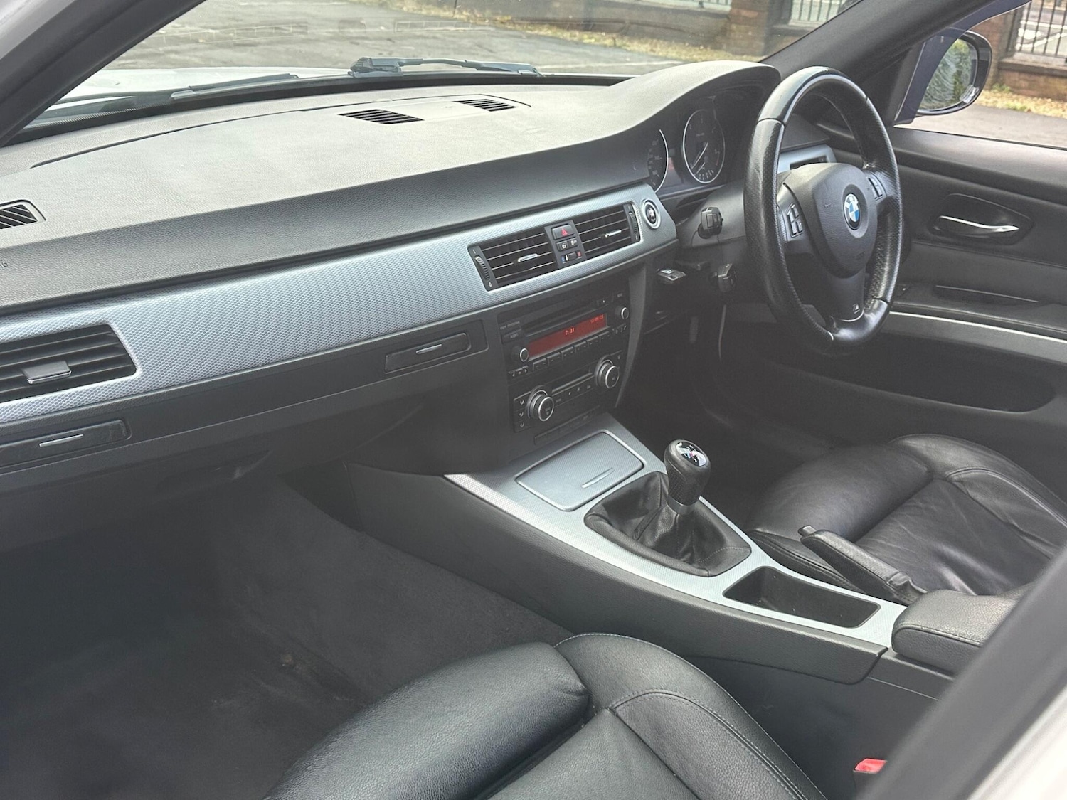 Used BMW 3 Series 2011 for sale - 76839810: Photo 34