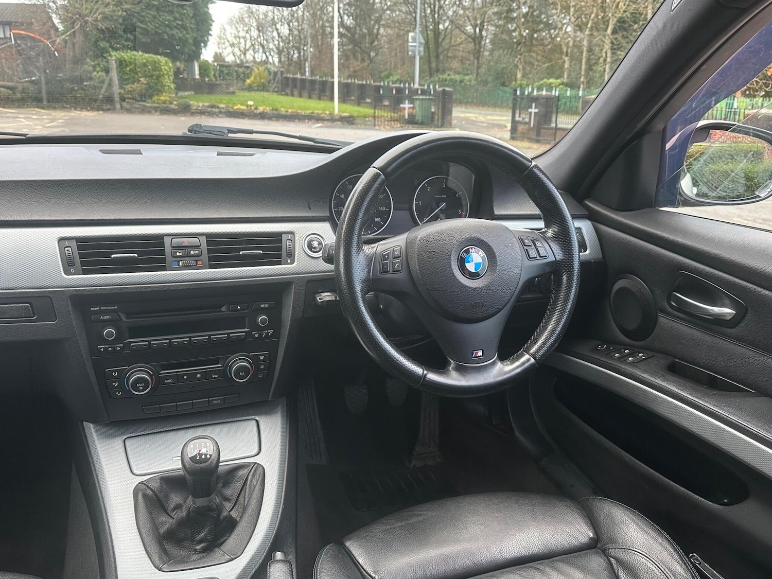 Used BMW 3 Series 2011 for sale - 76839810: Photo 4