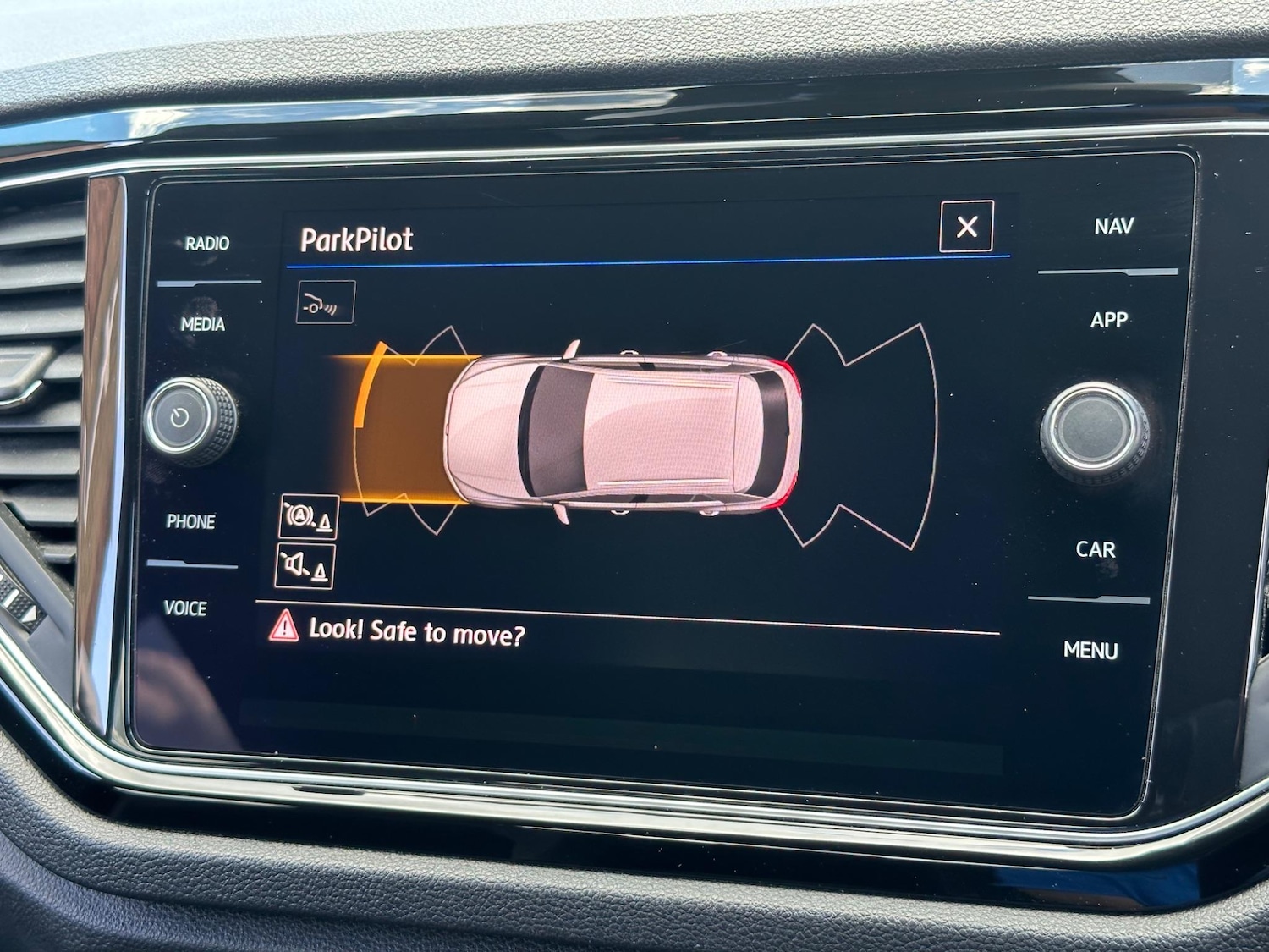 Used Volkswagen T-Roc 2020 for sale - 76607725: Photo 44