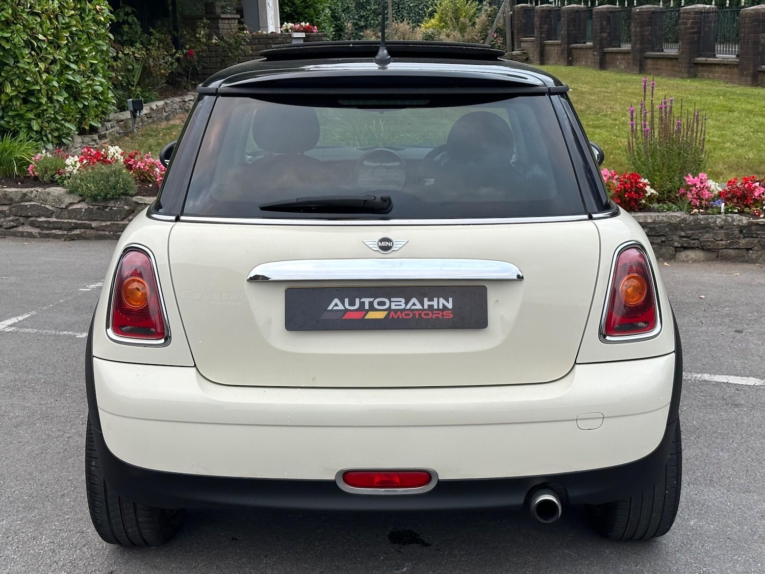 Used MINI Hatch 2010 for sale - 76239652: Photo 14