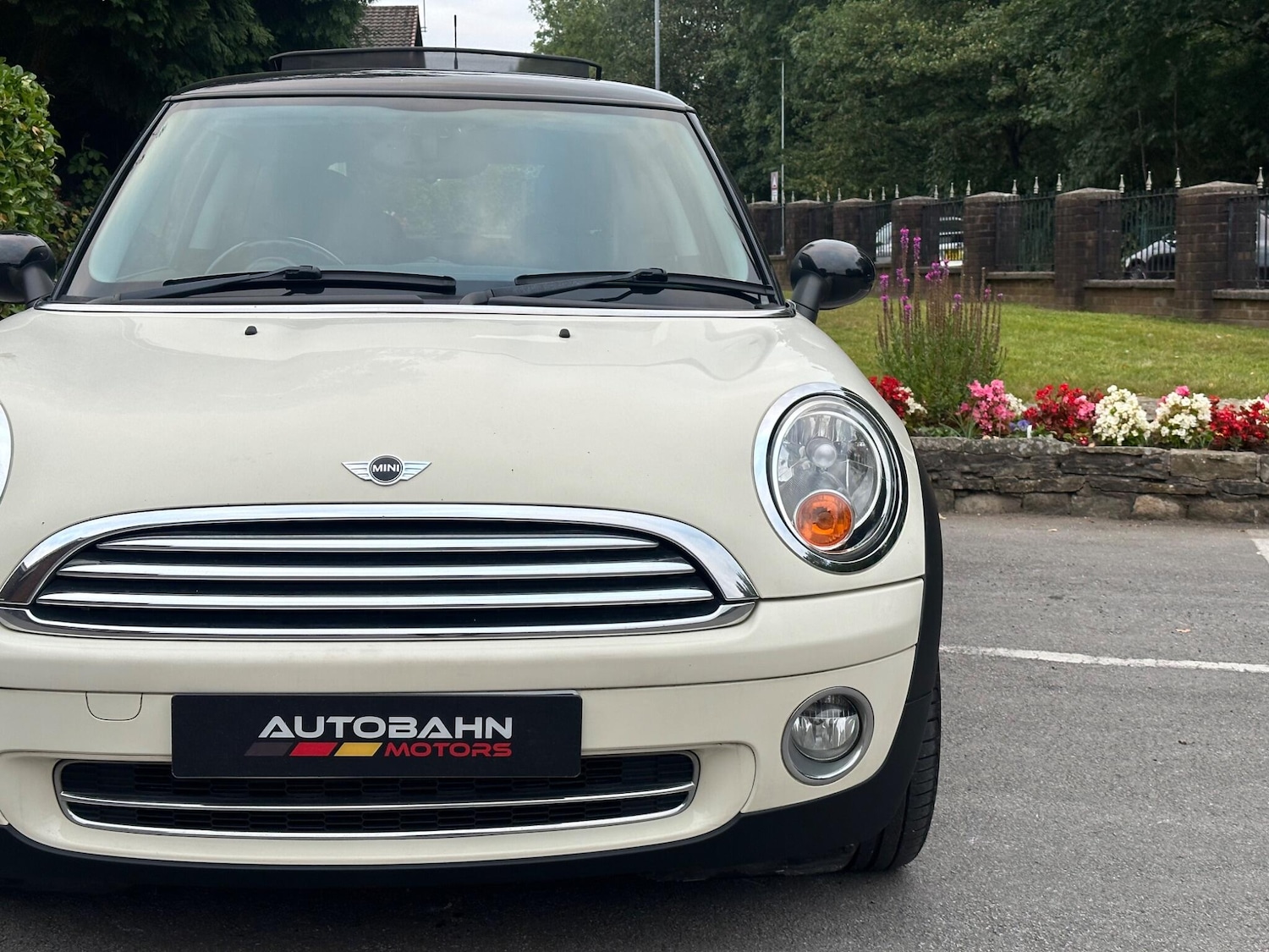 Used MINI Hatch 2010 for sale - 76239652: Photo 23