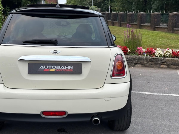 Used MINI Hatch 2010 for sale - 76239652: Photo 24