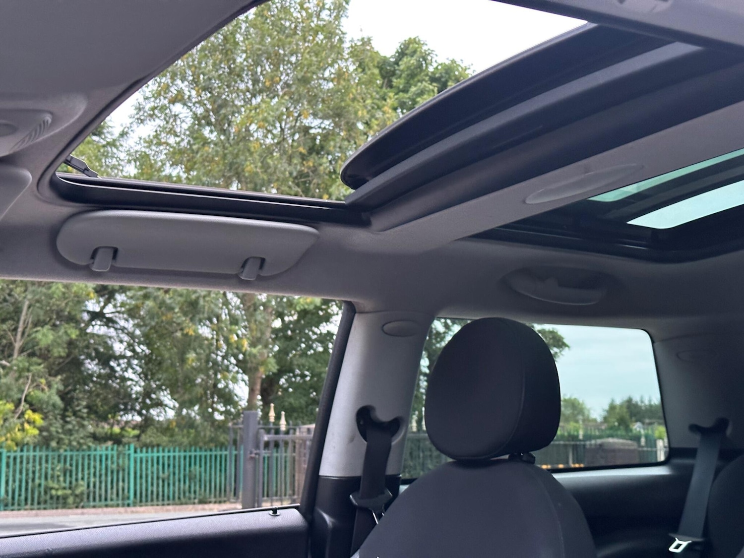 Used MINI Hatch 2010 for sale - 76239652: Photo 34