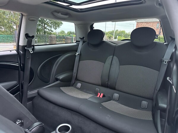 Used MINI Hatch 2010 for sale - 76239652: Photo 36
