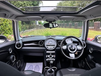 Used MINI Hatch 2010 for sale - 76239652: Photo 4