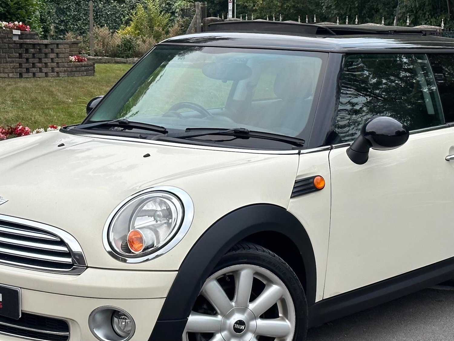 Used MINI Hatch 2010 for sale - 76239652: Photo 5