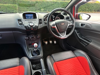 Used Ford Fiesta 2017 for sale - 75508025: Photo