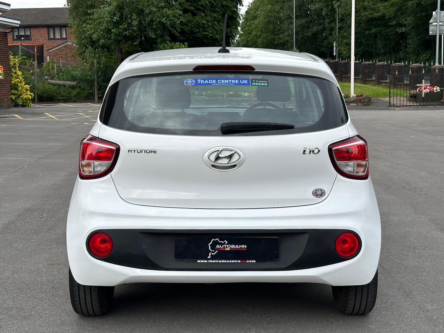 Used Hyundai i10 2017 for sale - 77131772: Photo 11