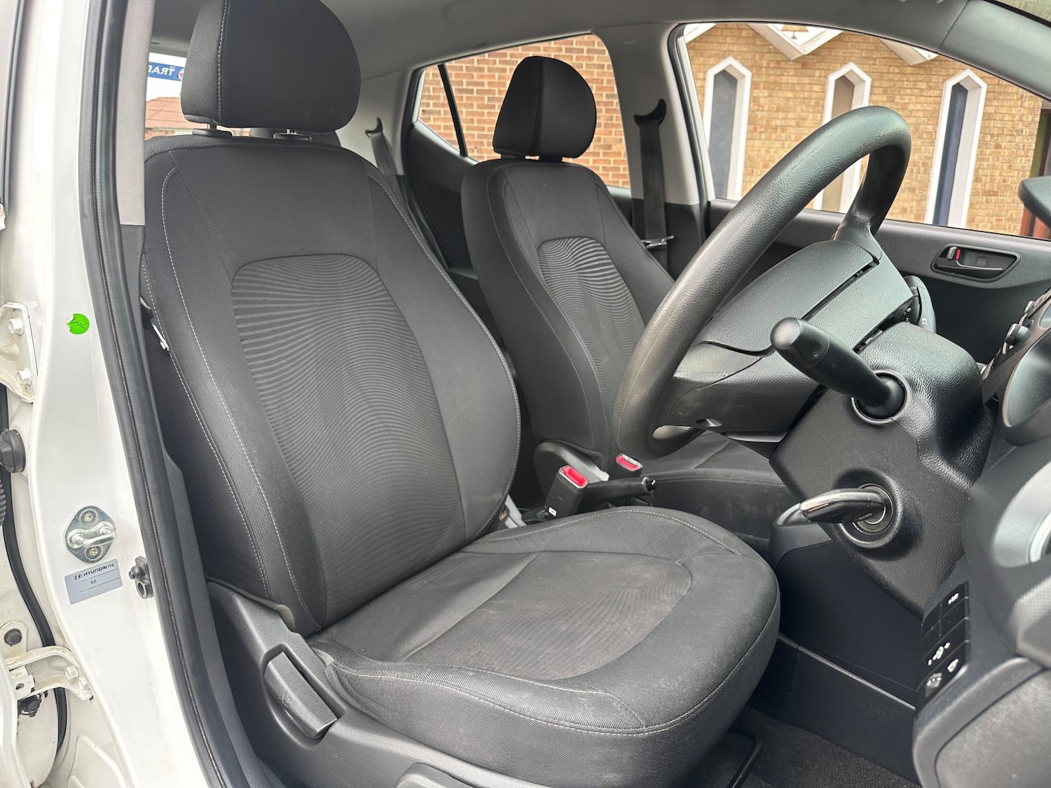 Used Hyundai i10 2017 for sale - 77131772: Photo 25