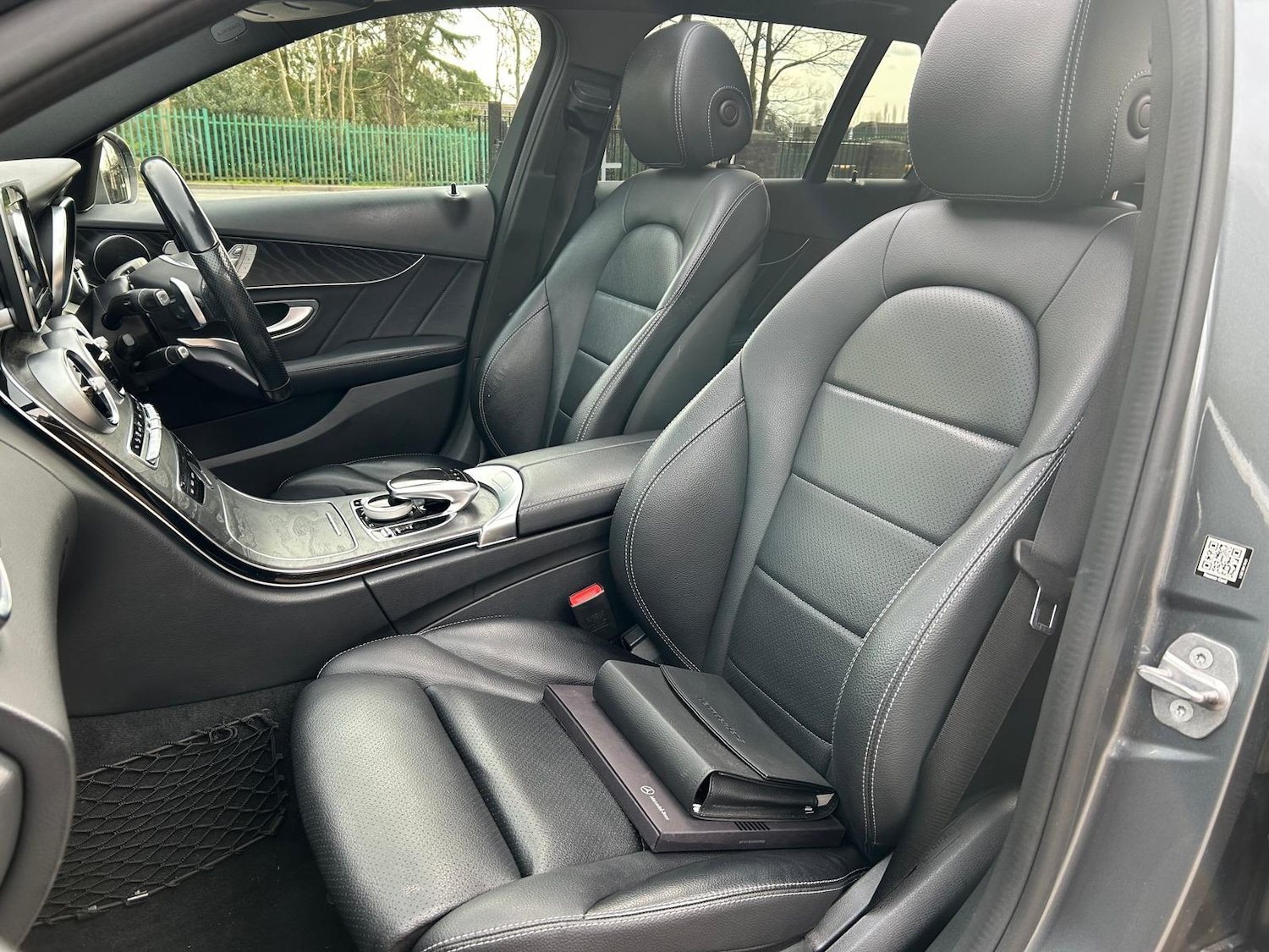 Used Mercedes-Benz C Class 2017 for sale - 77559695: Photo 3