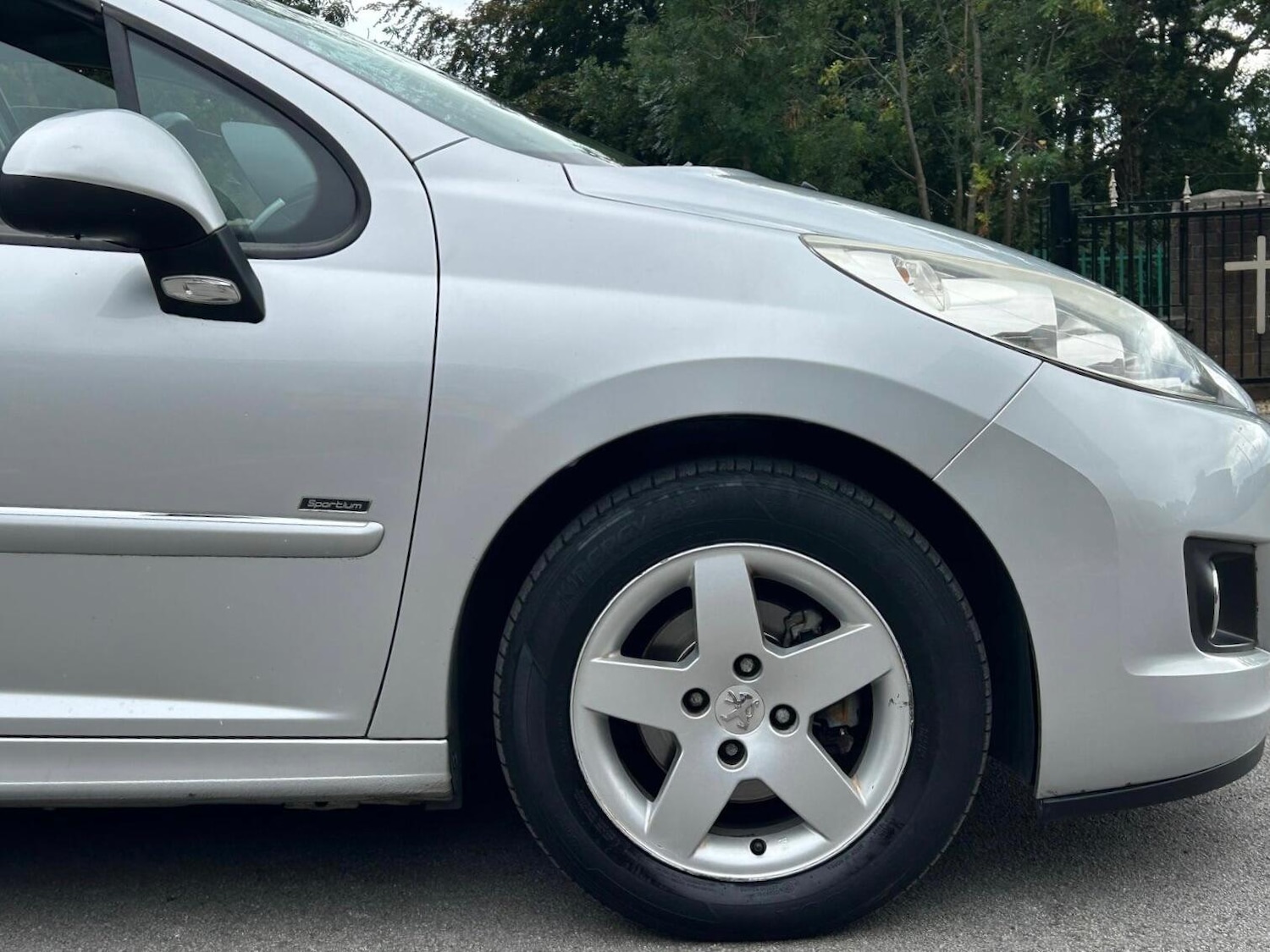 Used Peugeot 207 2011 for sale - 76425290: Photo 17