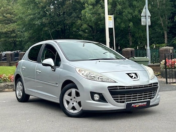 Peugeot - 207