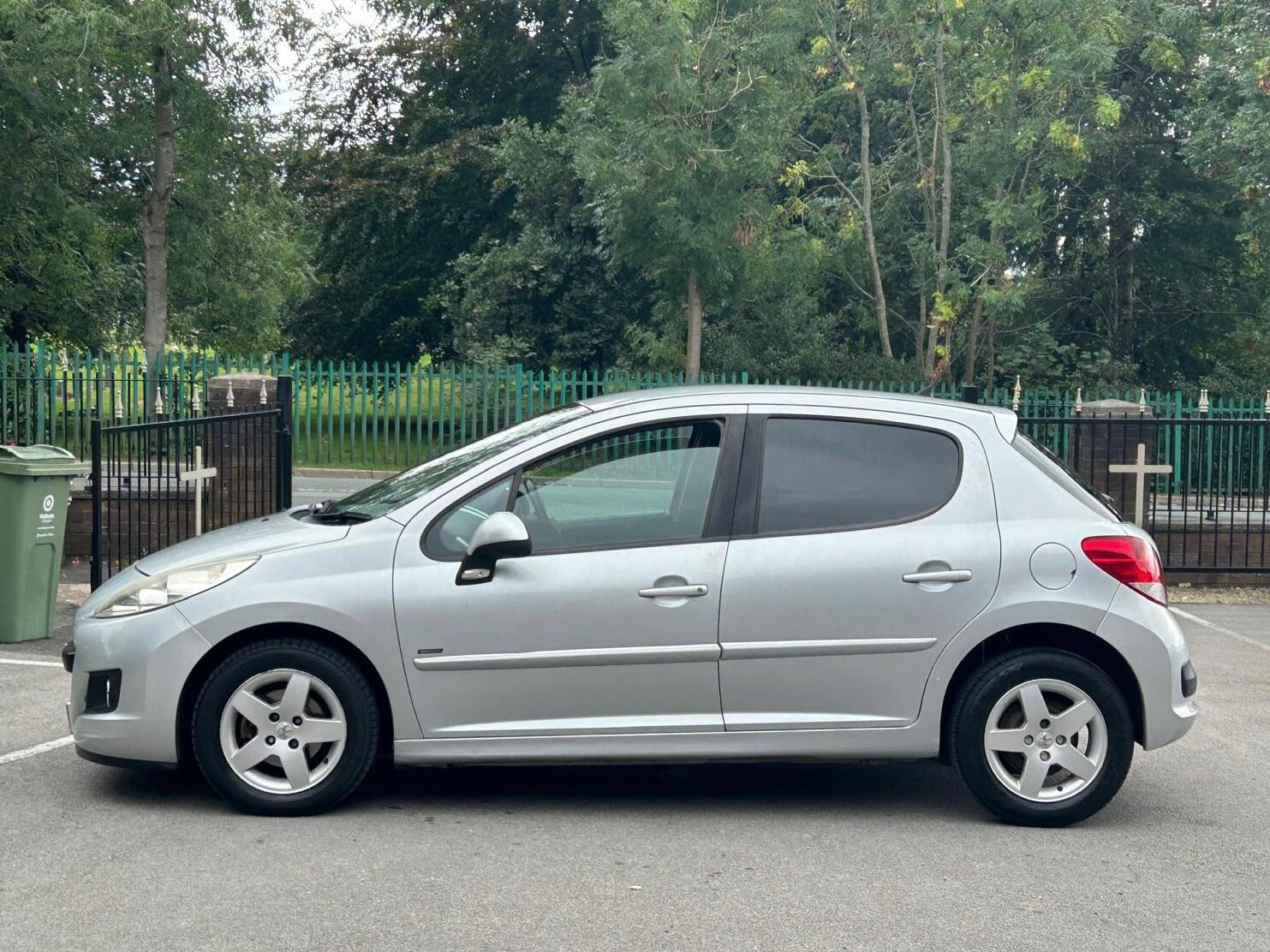 Used Peugeot 207 2011 for sale - 76425290: Photo 20