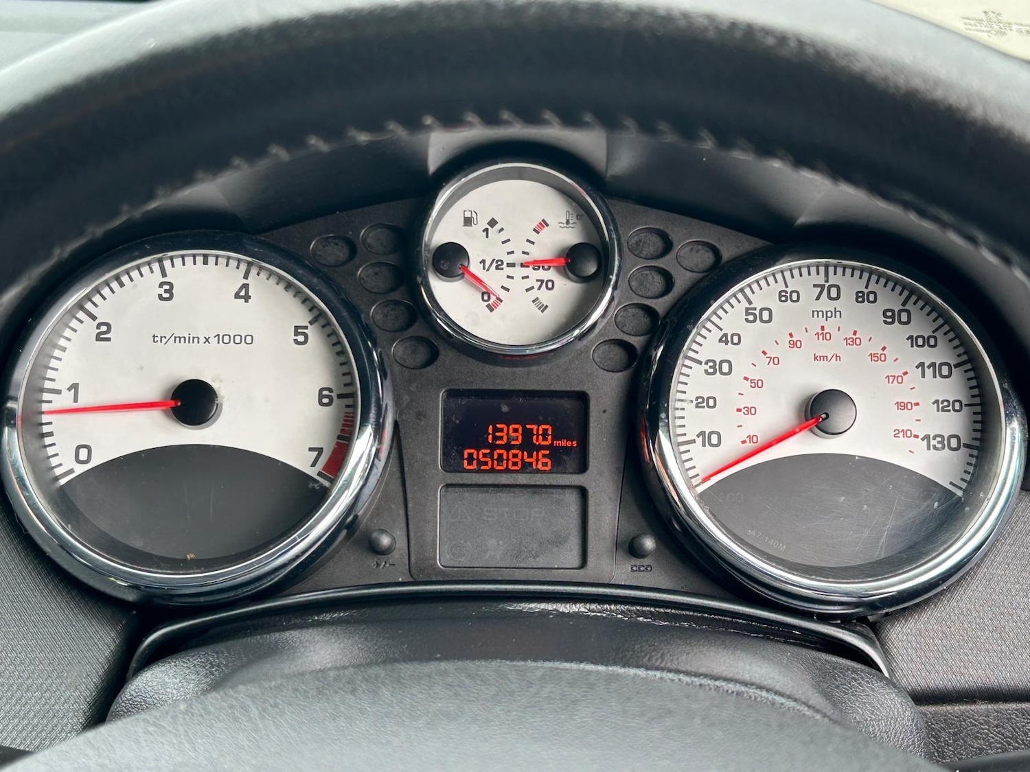 Used Peugeot 207 2011 for sale - 76425290: Photo 31