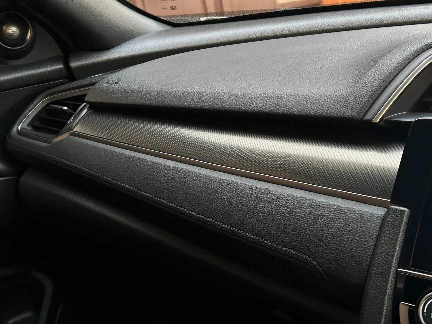 Used Honda Civic 2018 for sale - 77230445: Photo 40