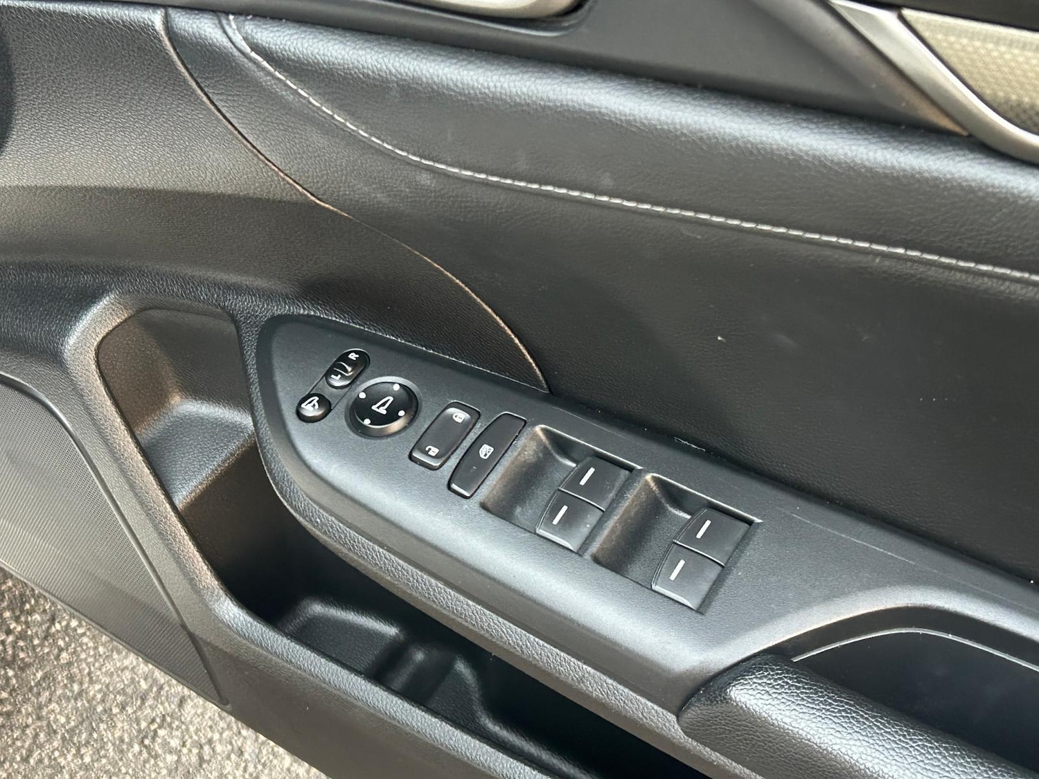 Used Honda Civic 2018 for sale - 77230445: Photo 46