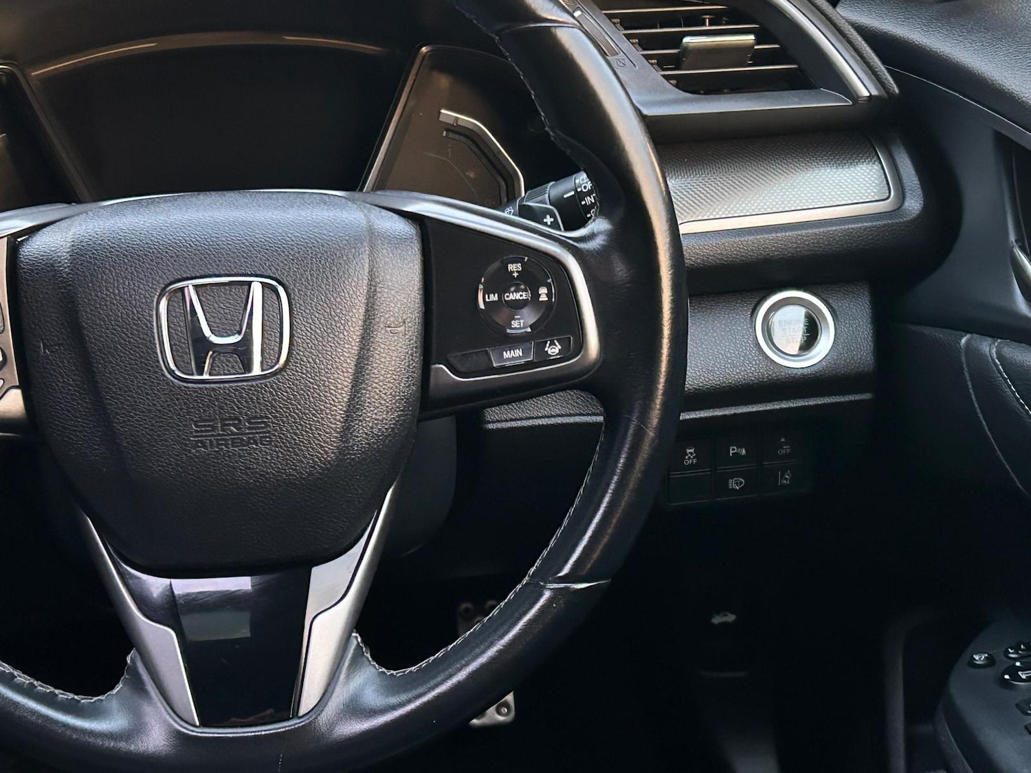 Used Honda Civic 2018 for sale - 77230445: Photo 51