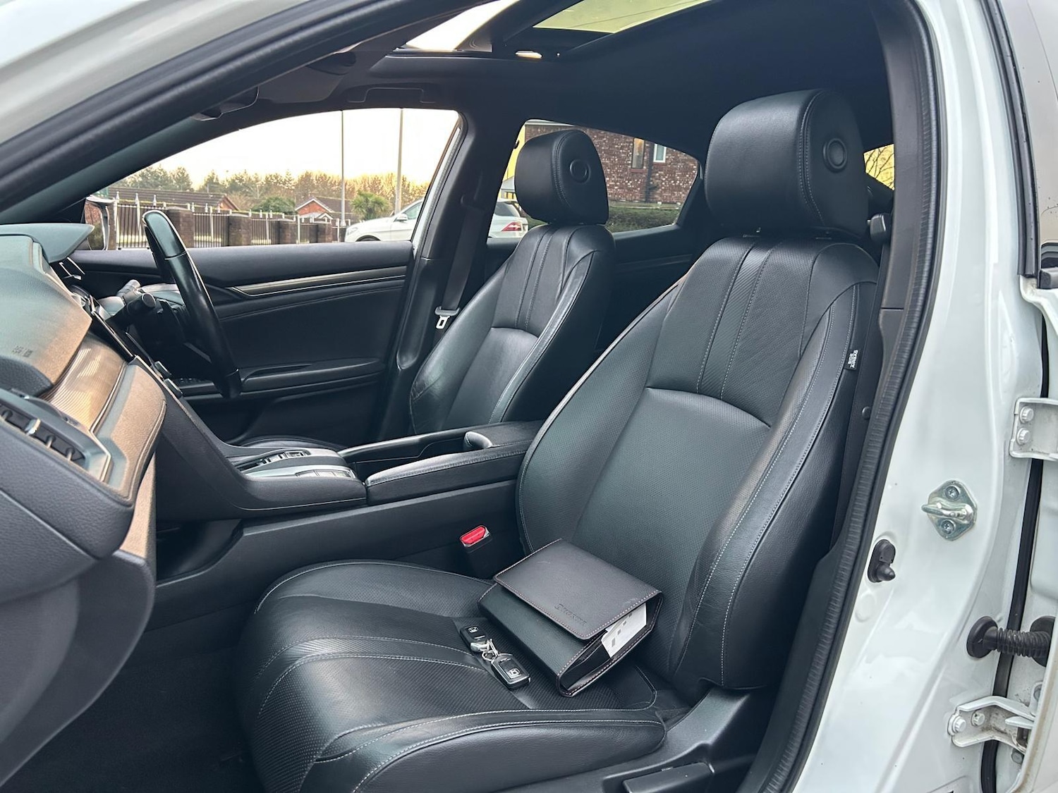 Used Honda Civic 2018 for sale - 77230445: Photo 53