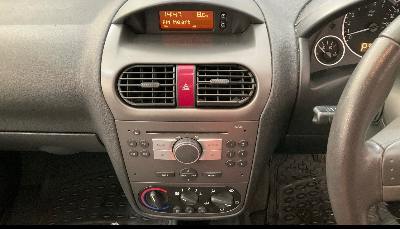 Used Vauxhall Corsa 2006 for sale - 77604926: Photo 10