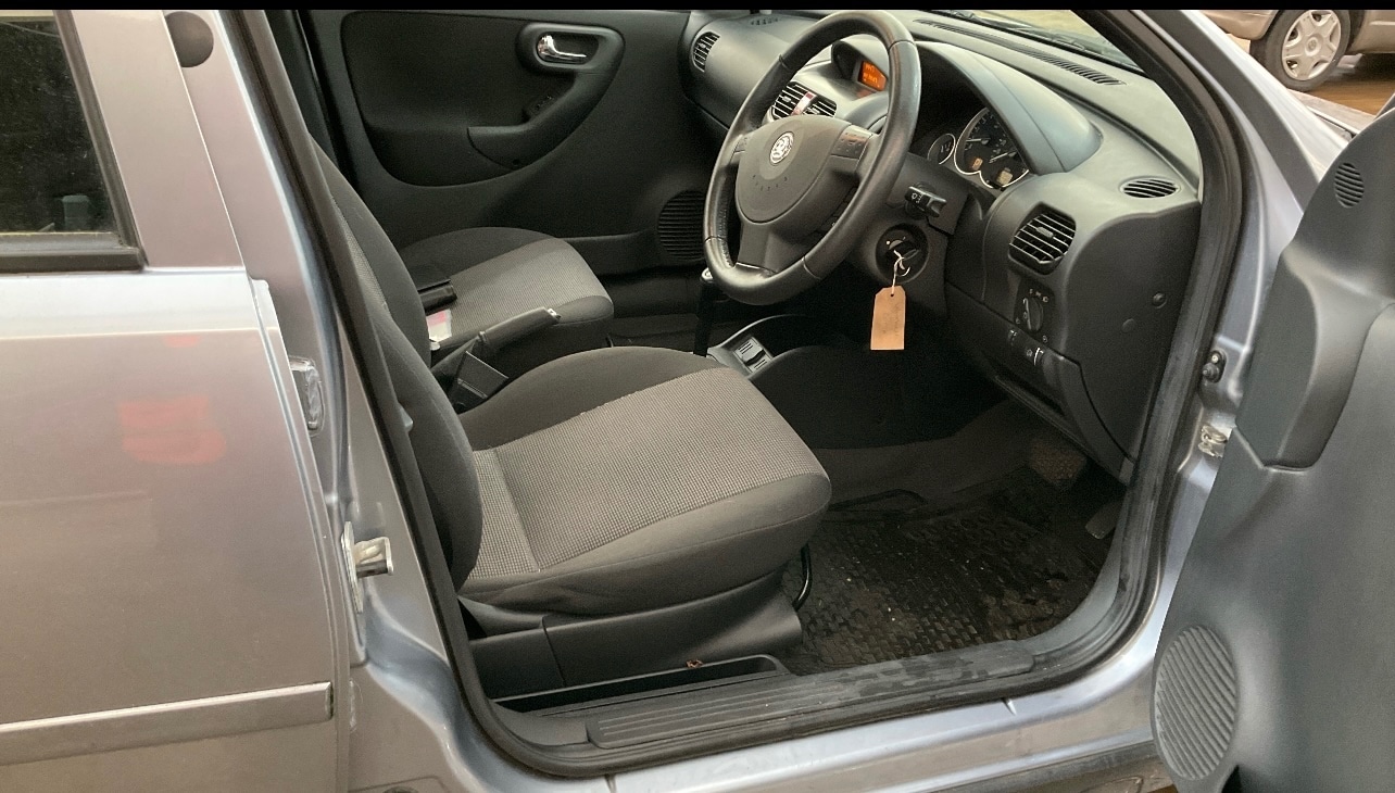 Used Vauxhall Corsa 2006 for sale - 77604926: Photo 11