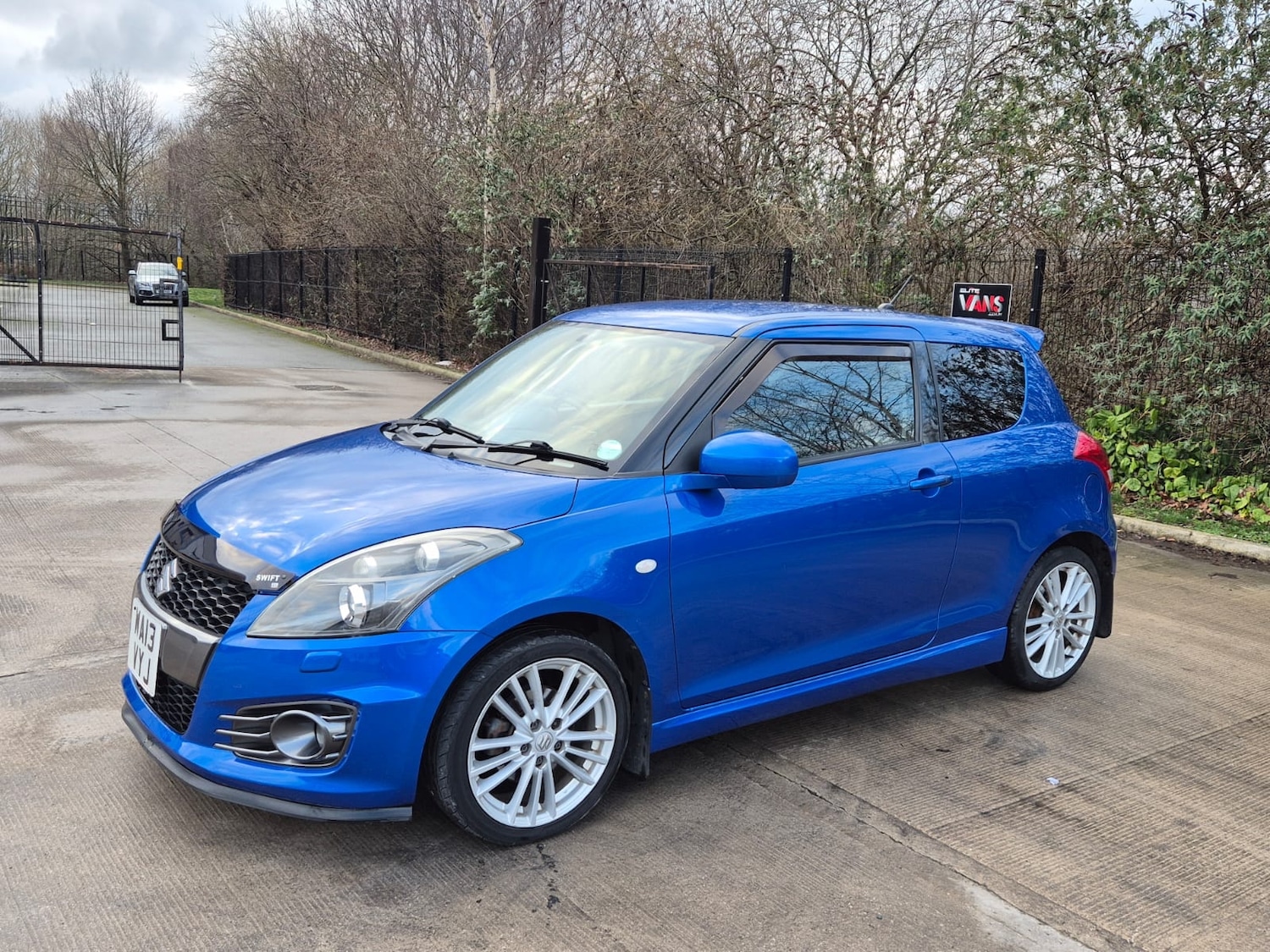 Used Suzuki Swift 2013 for sale - 77382049: Photo 10
