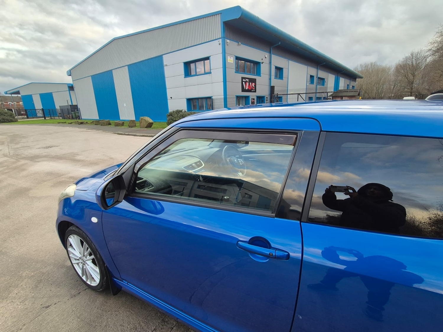 Used Suzuki Swift 2013 for sale - 77382049: Photo 15