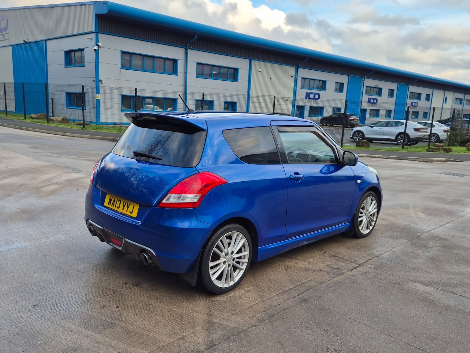 Used Suzuki Swift 2013 for sale - 77382049: Photo 5