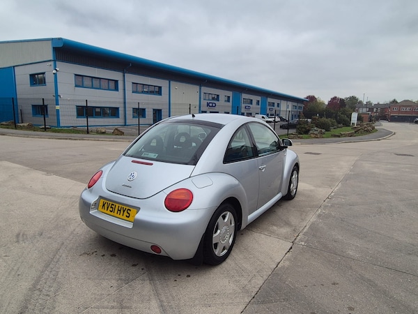Used Volkswagen Beetle 2001 for sale - 76249924: Photo 12