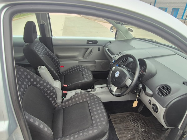 Used Volkswagen Beetle 2001 for sale - 76249924: Photo 14