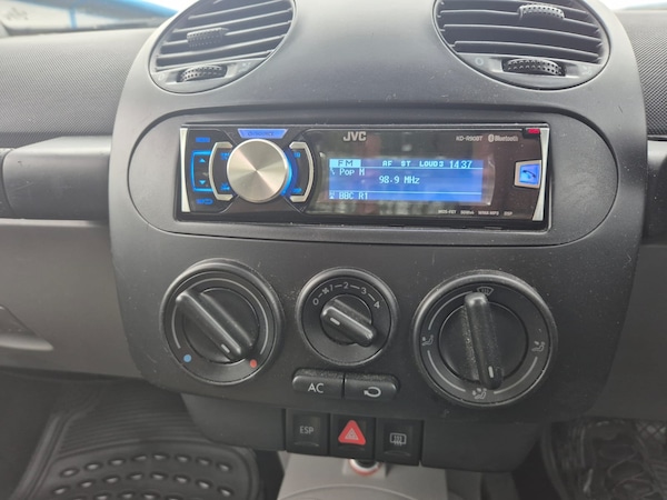 Used Volkswagen Beetle 2001 for sale - 76249924: Photo 25